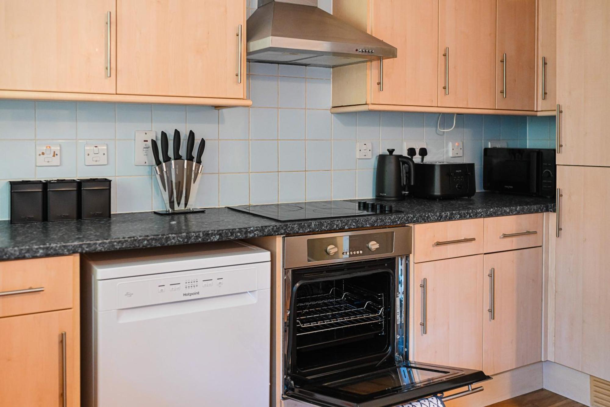 Harland Haven Spacious 4Br House In Ipswich Buitenkant foto