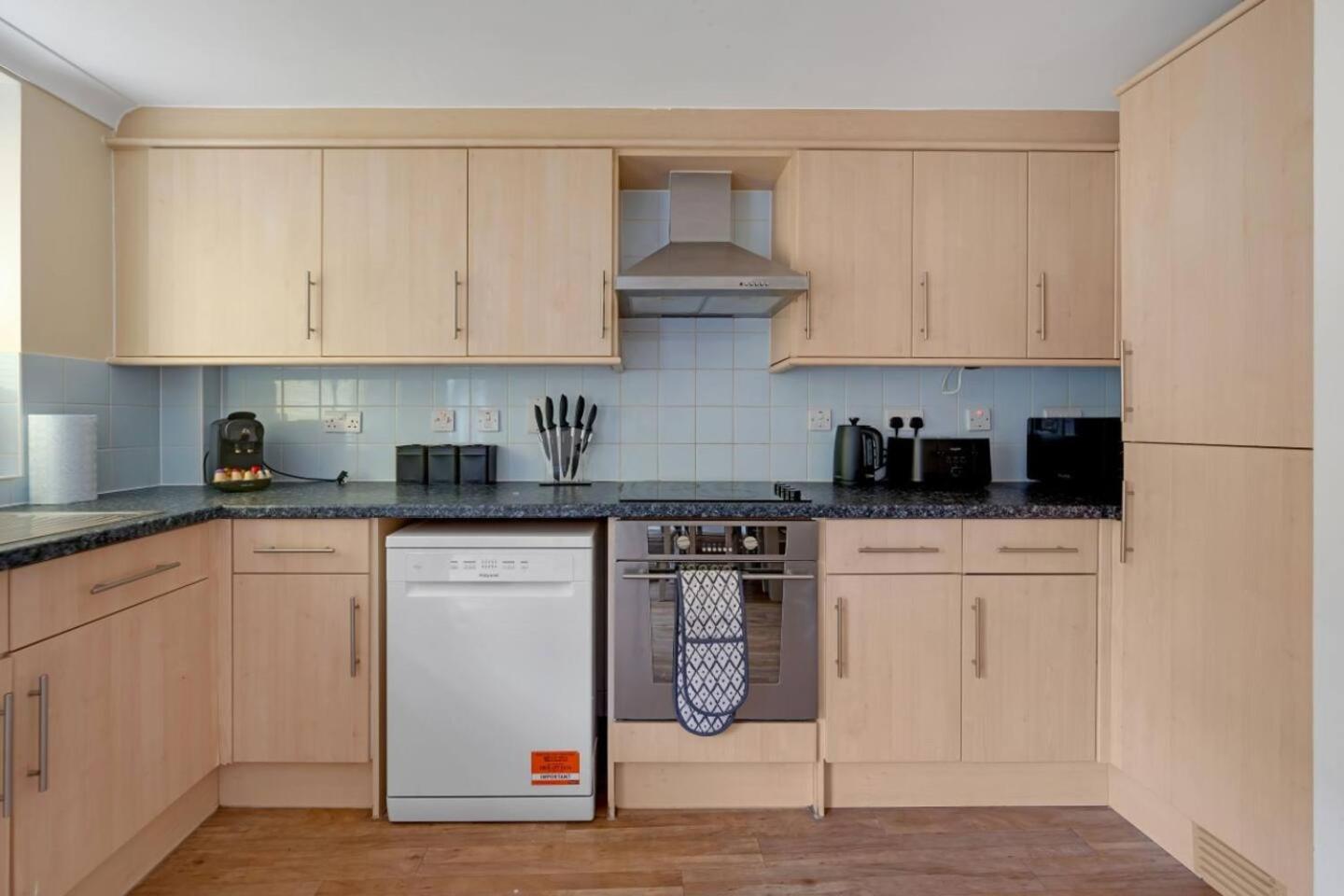 Harland Haven Spacious 4Br House In Ipswich Buitenkant foto